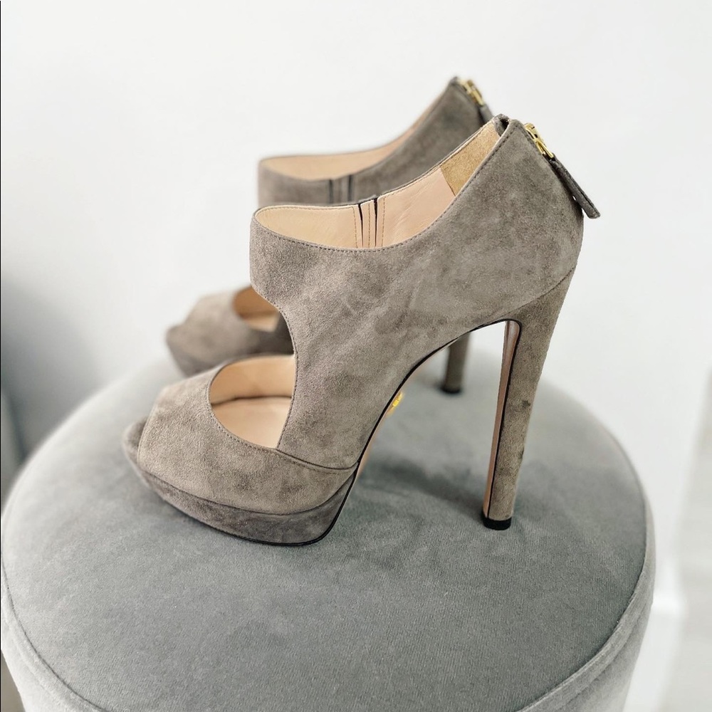 Prada Maryjane Suede Pumps Size 38